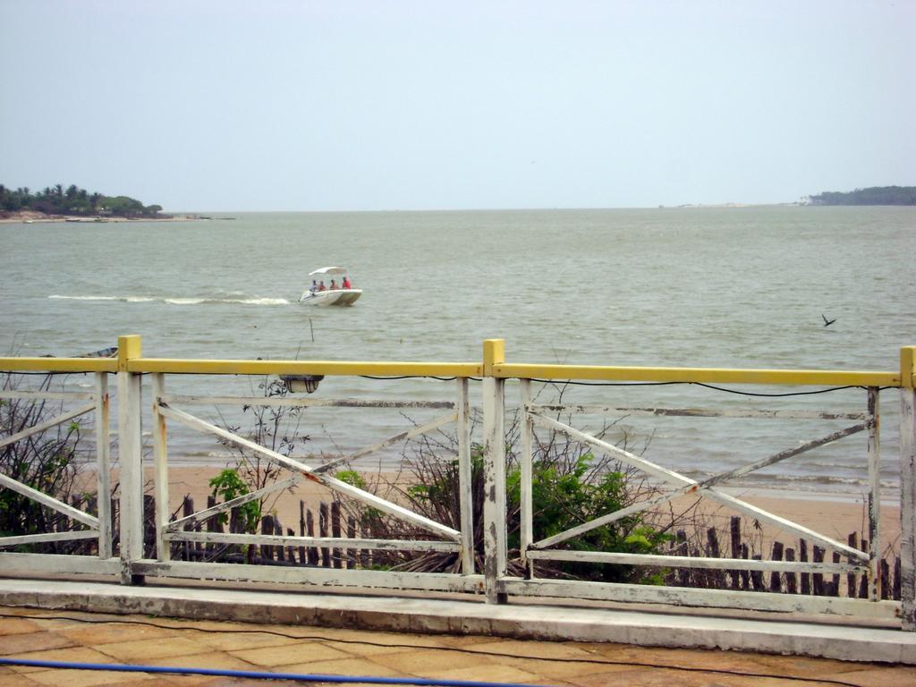 Pousada Paraiso Das Canárias Esterno foto